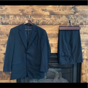 Men’s Jos A Bank Dark Navy 2 Piece Suit